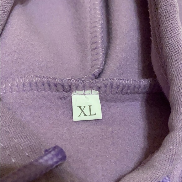 Scrappy Sweatshirt - Picture 3 of 3